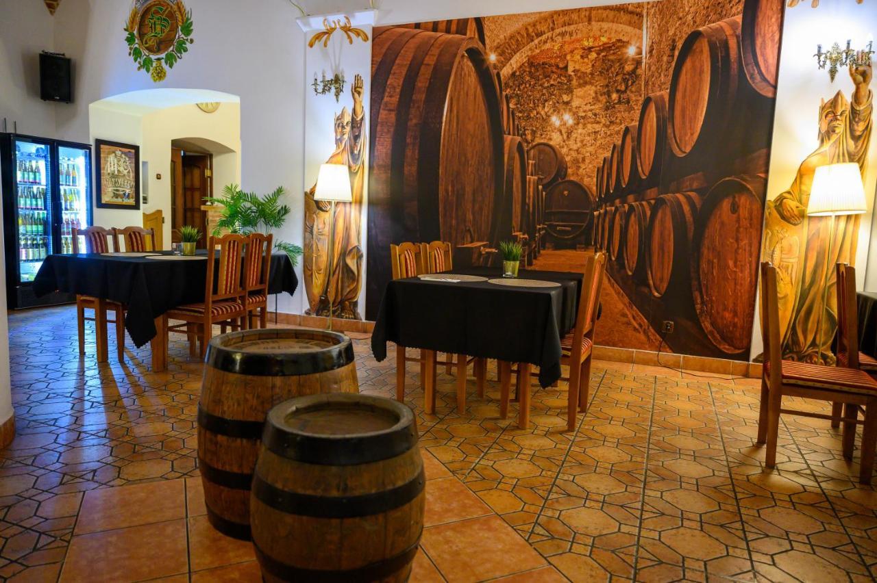 Hotel Stary Browar Tarnobrzeg Extérieur photo